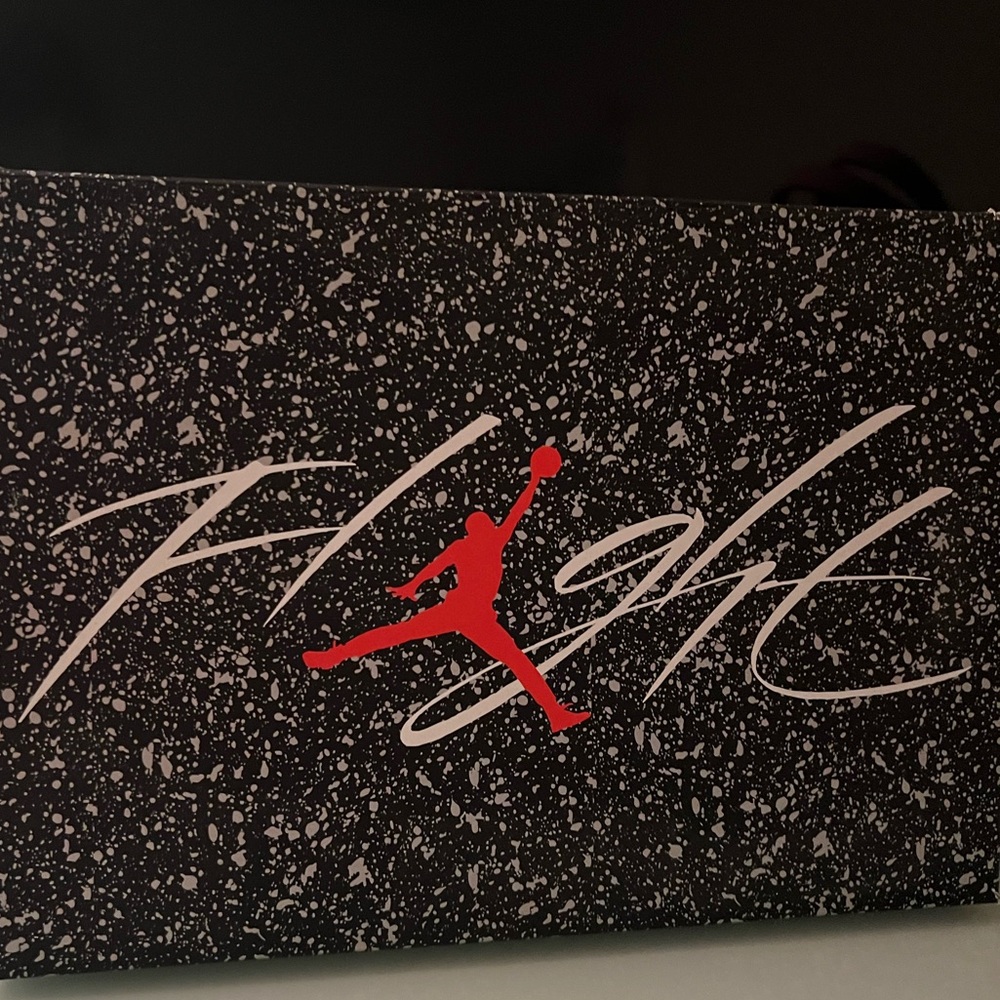 Air Jordan Flight Box